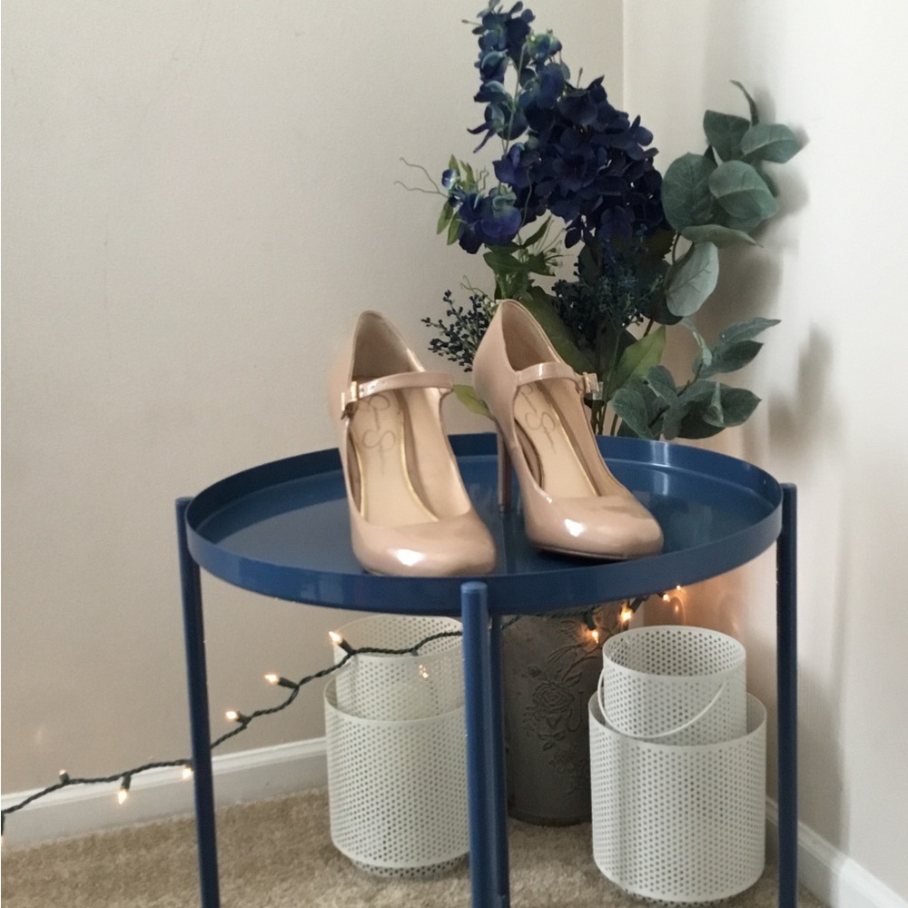 Jessica Simpson Nude Mary Jane Pumps